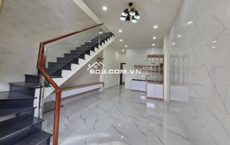 Nhà phố 3 tầng, đương số 16, Phường Thạnh Mỹ Lợi, (quận 2 cũ) Tp HCM